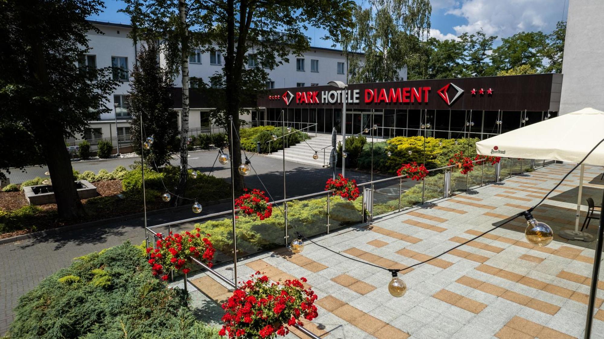 Hotel Diament Zabrze - Gliwice Exterior foto