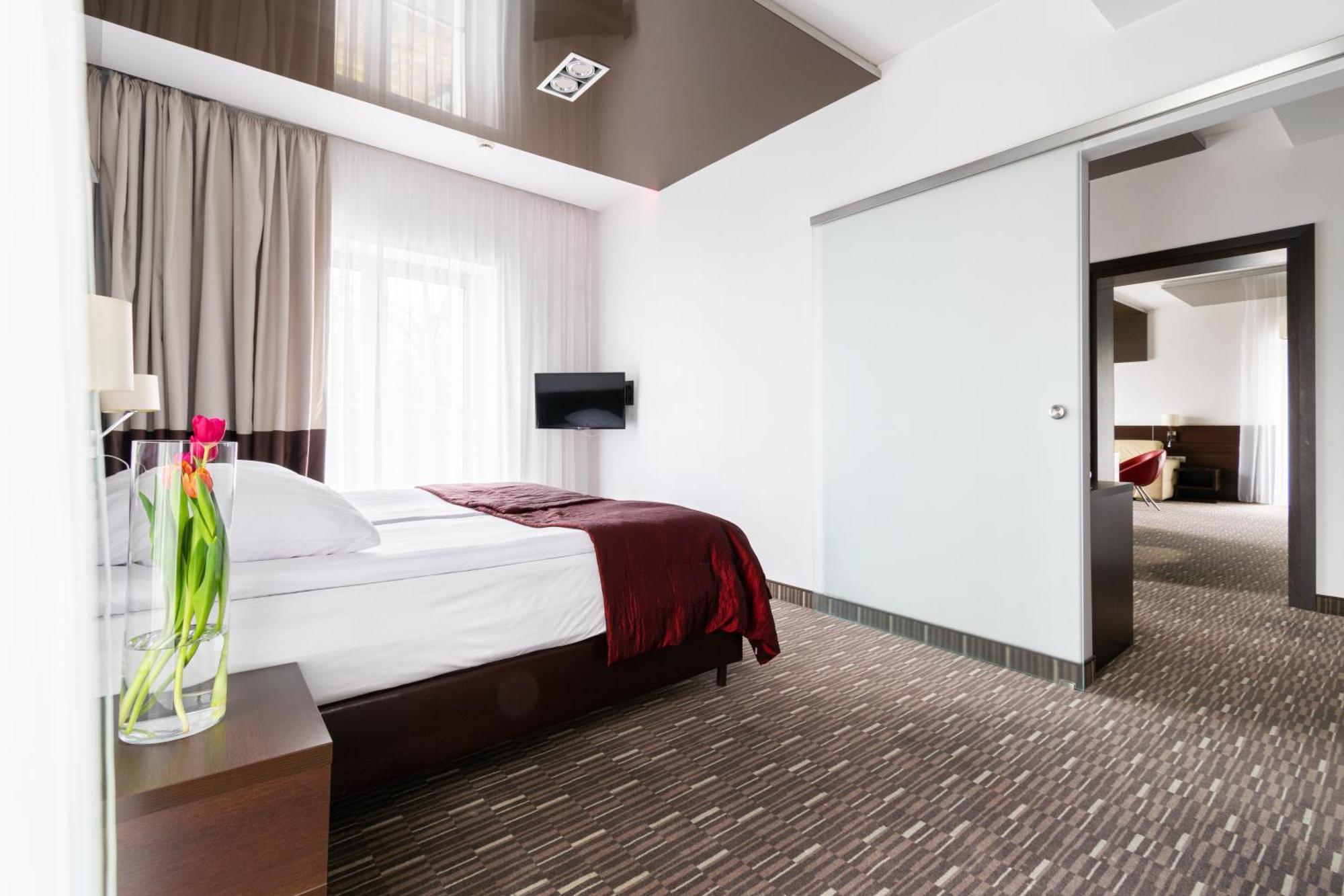 Hotel Diament Zabrze - Gliwice Exterior foto