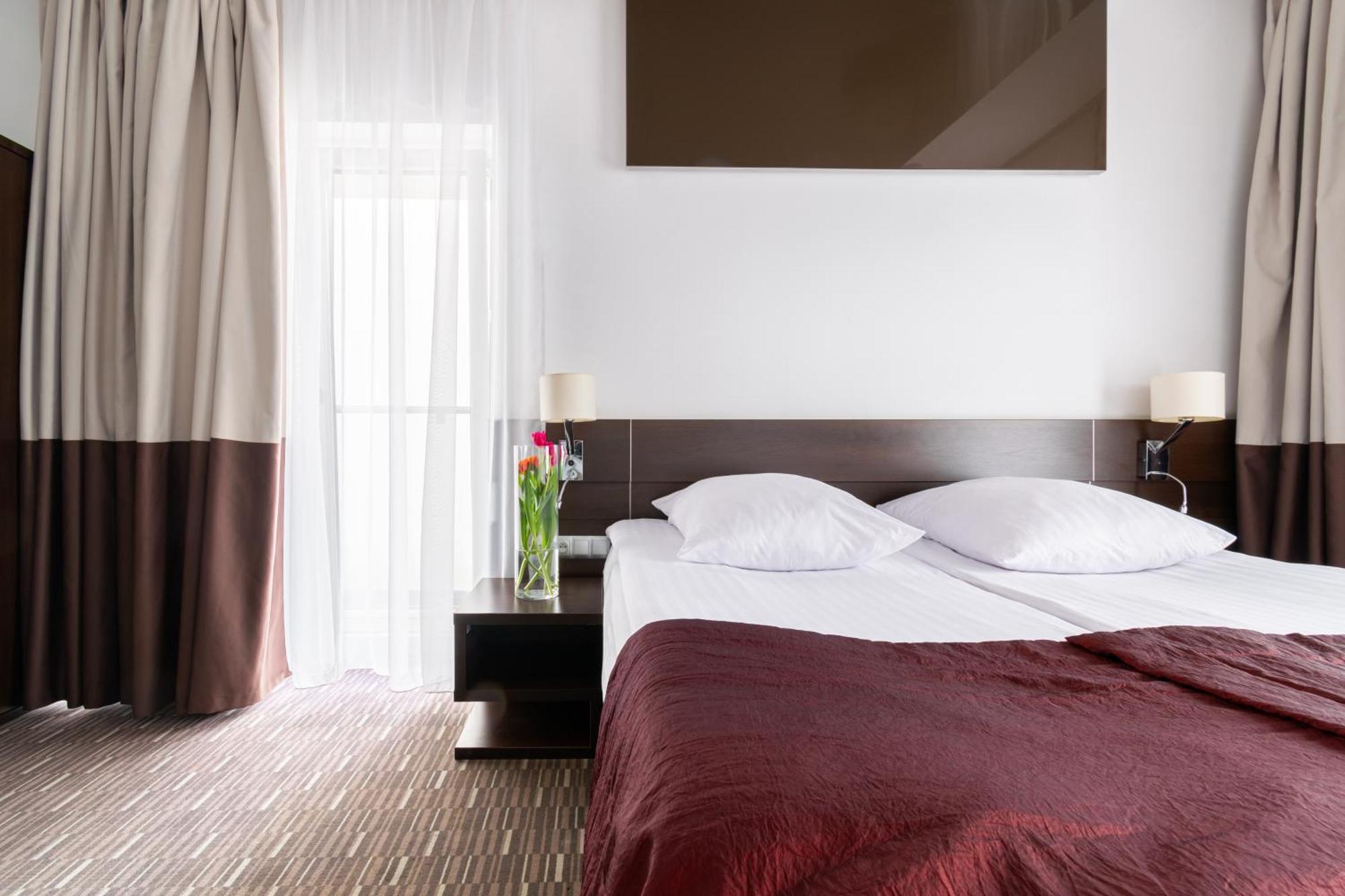 Hotel Diament Zabrze - Gliwice Exterior foto