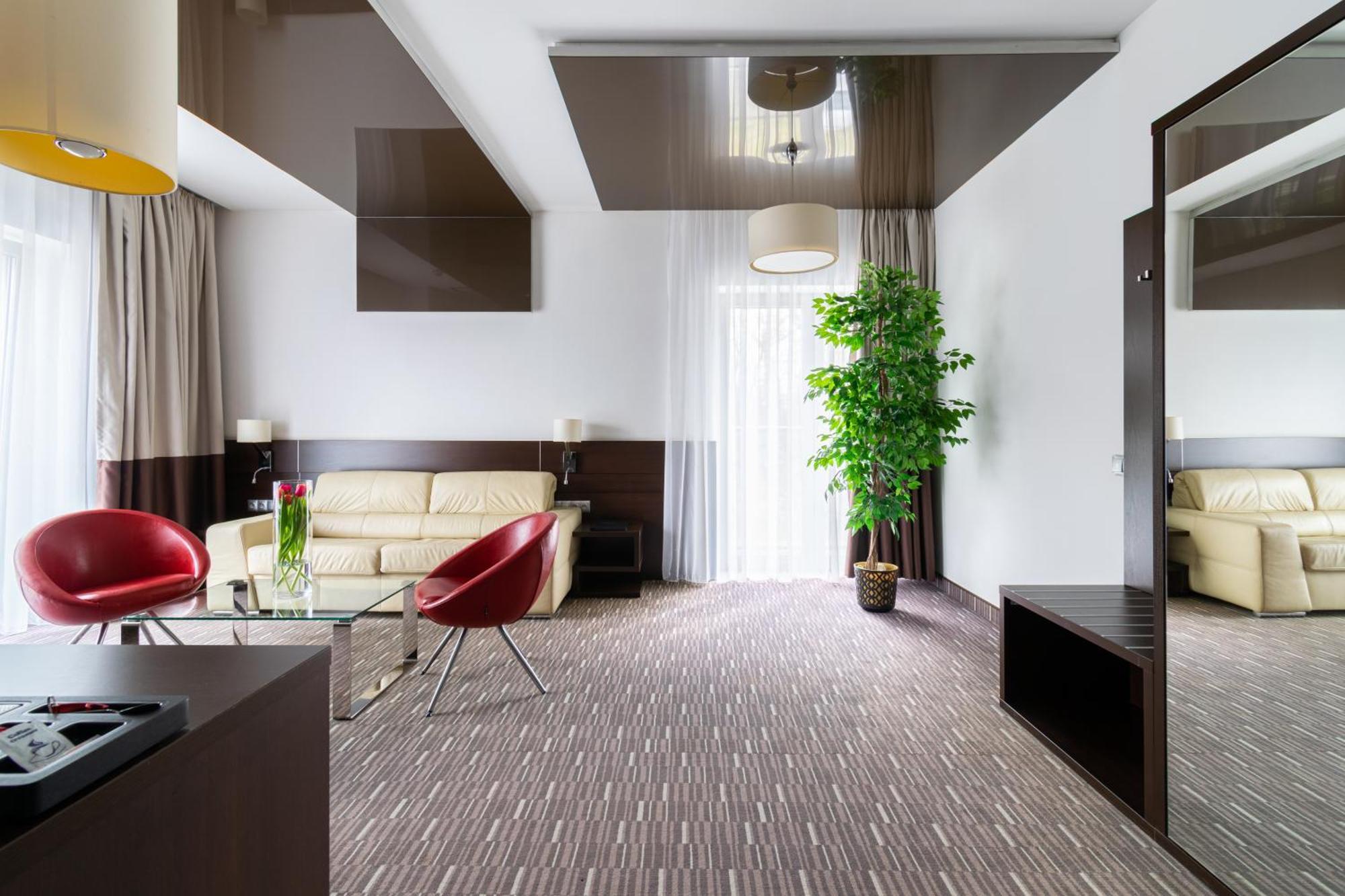 Hotel Diament Zabrze - Gliwice Exterior foto