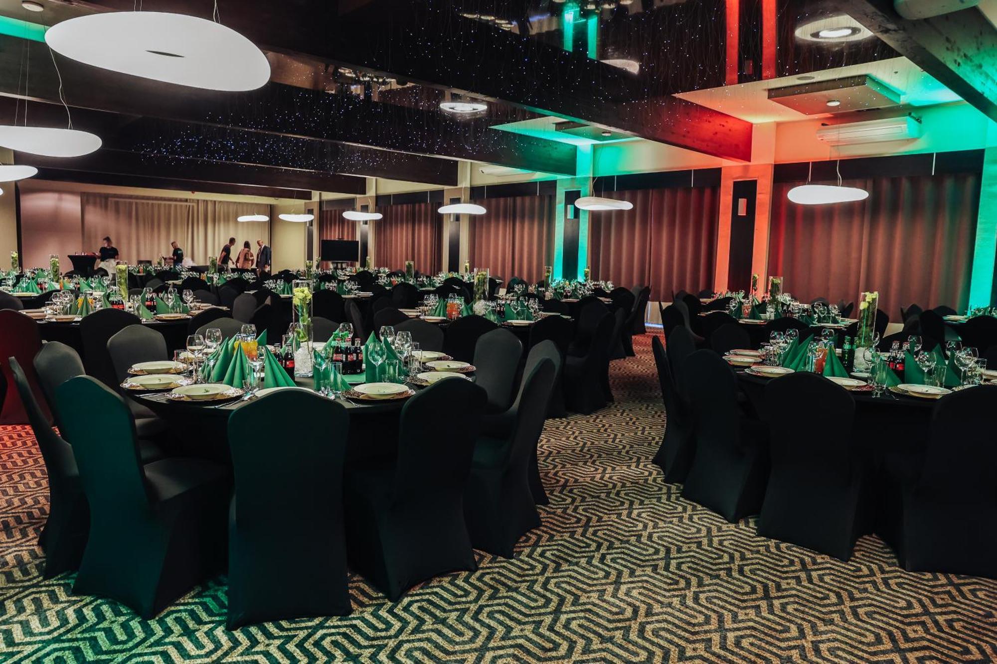 Hotel Diament Zabrze - Gliwice Exterior foto